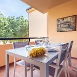 Playa Residencial Con Piscina