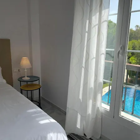 Playa Residencial Con Piscina * Марбелья