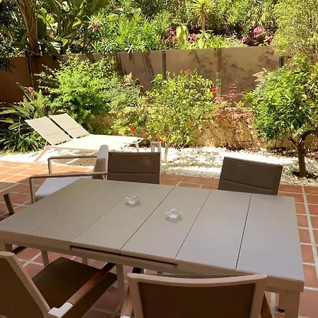 Playa Residencial Con Piscina