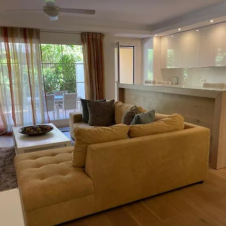 Playa Residencial Con Piscina Marbella