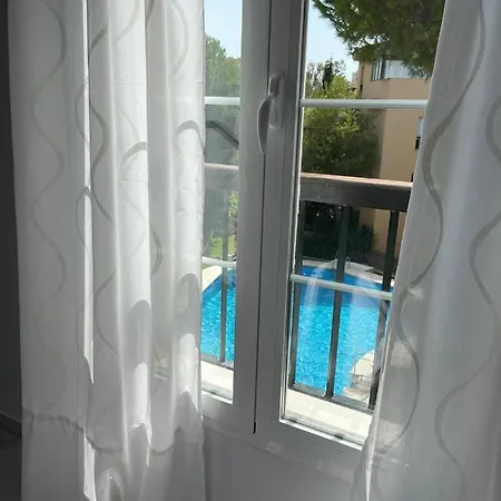 Playa Residencial Con Piscina Marbella