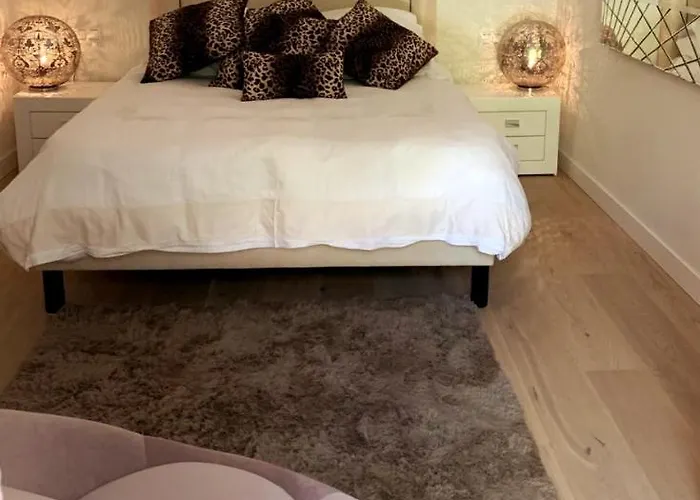 Playa Residencial Con Piscina