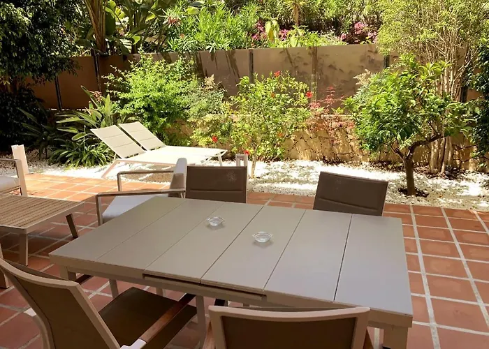 Playa Residencial Con Piscina