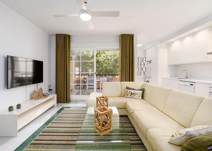 Playa Residencial Con Piscina Marbella
