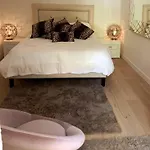 Playa Residencial Con Piscina