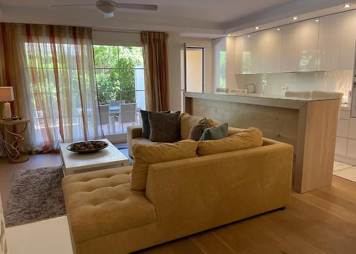 Playa Residencial Con Piscina マルベーリャ